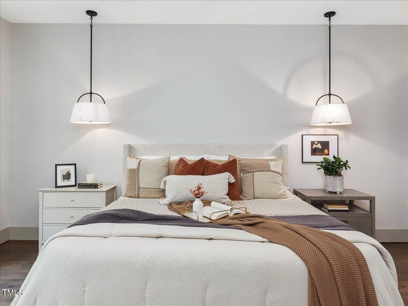 040-Primary Bedroom 040-Primary Bedroom