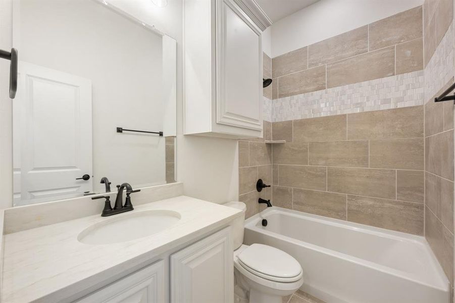 Image 35 of a home in Meadow Vista 60-65. Image 35 of a home in Meadow Vista 60-65.