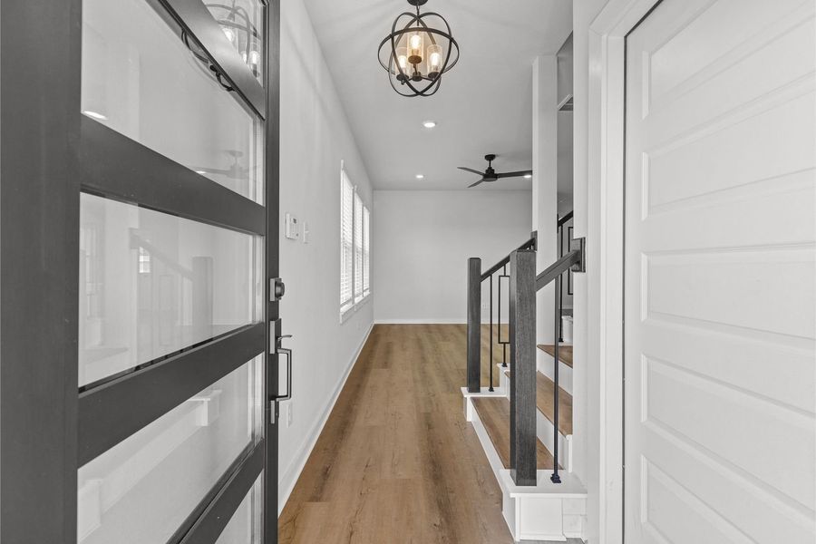 Image 16 representing the Hera 1605 SB by Saratoga Homes in Glendale Lakes, Rosharon, TX.