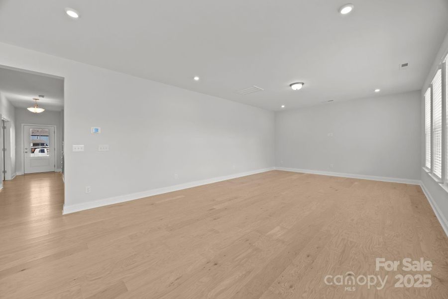 Breakfast/Family Room