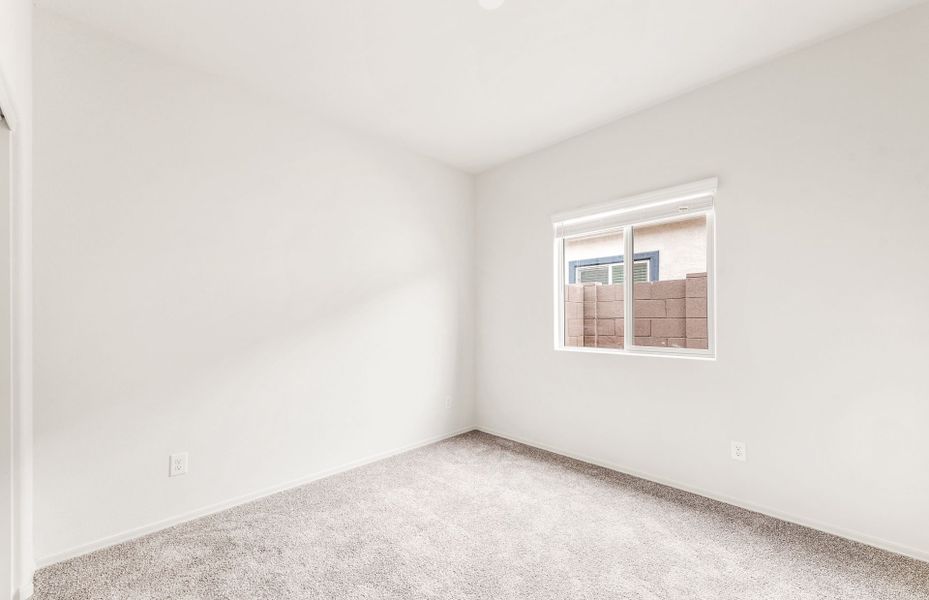 Spacious, unfurnished interior of a new home in El Rancho Santa Rosa, Maricopa (Image 21).