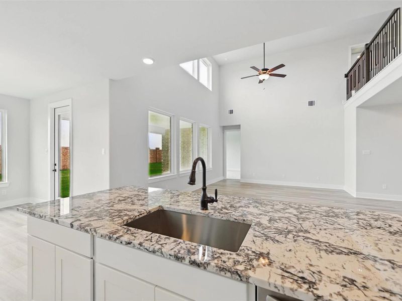 Image 43 of a home in Lago Mar.