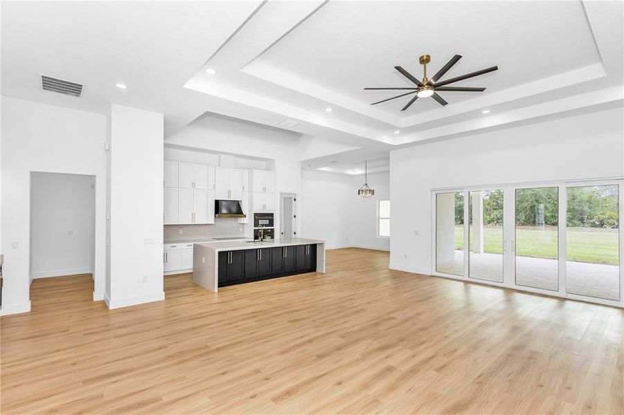 Spacious, unfurnished interior of a new home in , Orlando (Image 22).