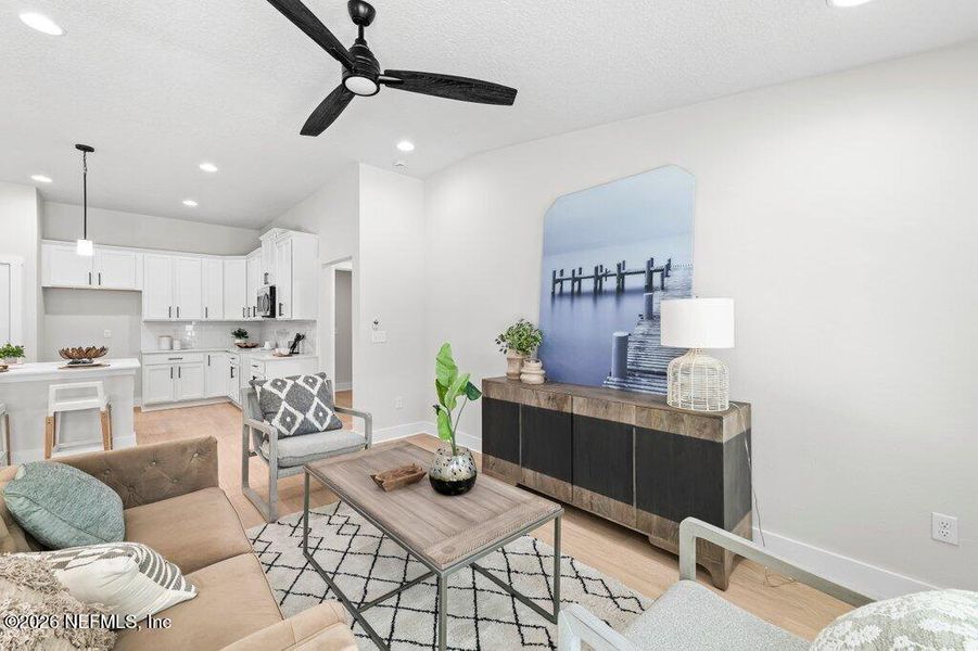 Furnished interior view inside a new home in , Middleburg (Image 19).