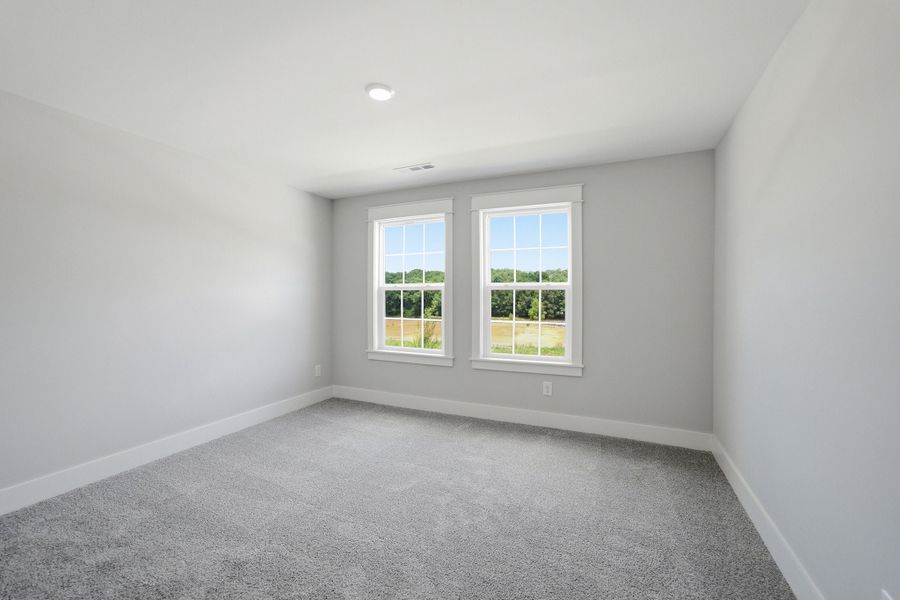 Spacious, unfurnished interior of a new home in Aden Woods, Fairview (Image 37).