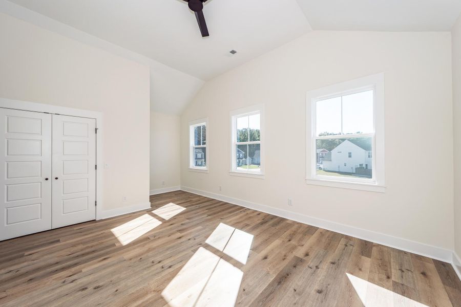 Spacious, unfurnished interior of a new home in , Huger (Image 18).