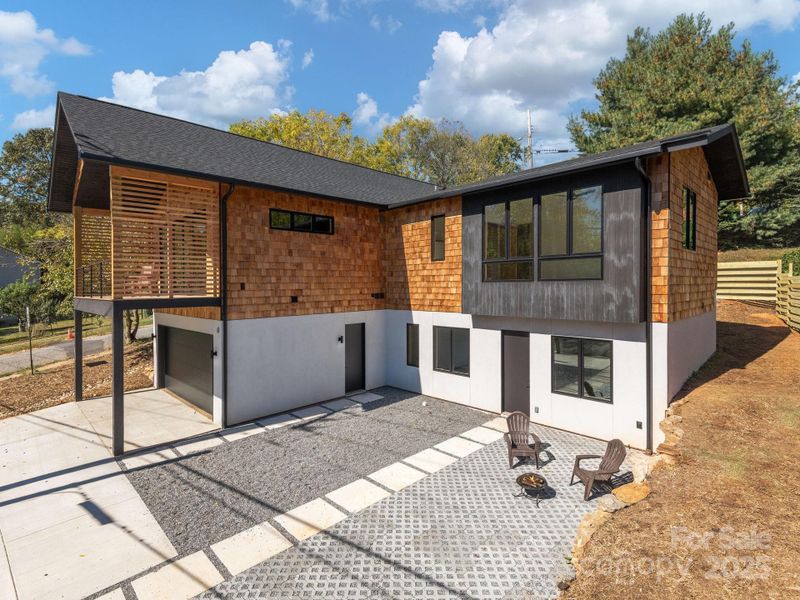 Image 29 of a home in . Image 29 of a home in .