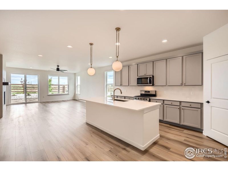 Furnished interior view inside a new home in Barefoot Lakes, Longmont (Image 9).