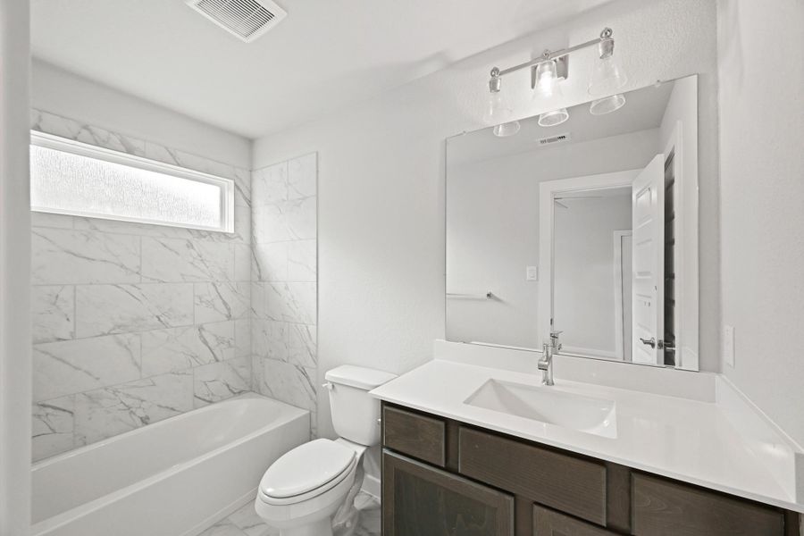 Furnished interior view inside a new home in Barton Creek Ranch, Conroe (Image 4). Furnished interior view inside a new home in Barton Creek Ranch, Conroe (Image 4).