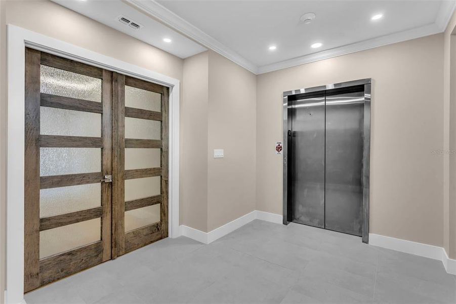 Private Elevator Access Private Elevator Access