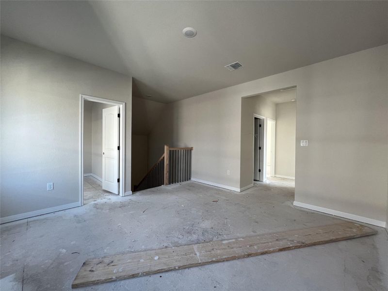 In-progress construction of a new home in Rolling Glen, Hutto, TX (Image 19).