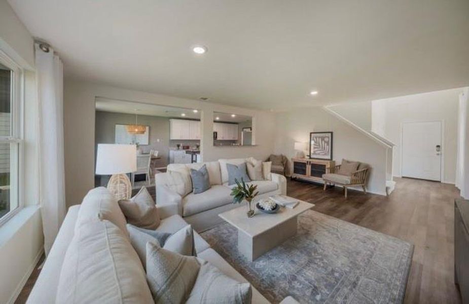 Furnished interior view inside a new home in The Pines At Seven Coves, Conroe (Image 6). Furnished interior view inside a new home in The Pines At Seven Coves, Conroe (Image 6).