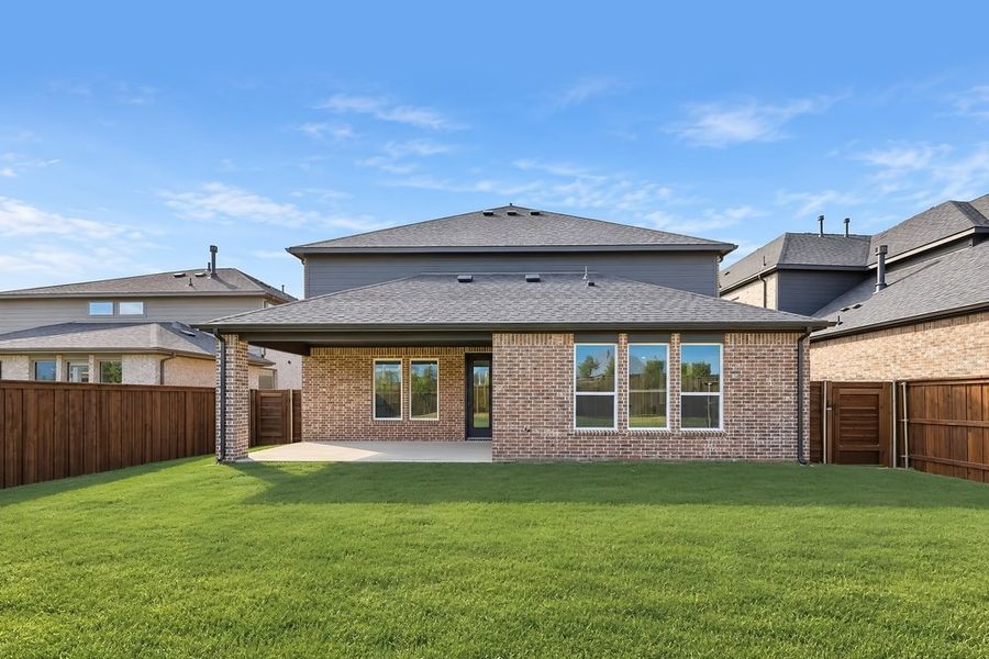 Exterior details and patio area of a home in The Ridge at Northlake, Northlake (Image 4).