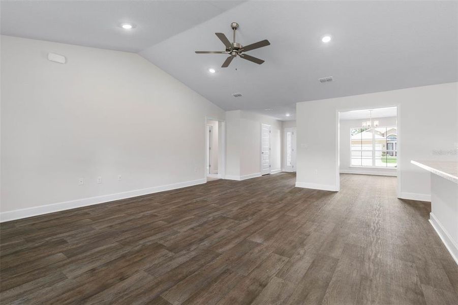 Spacious, unfurnished interior of a new home in Palm Coast, Palm Coast (Image 10).