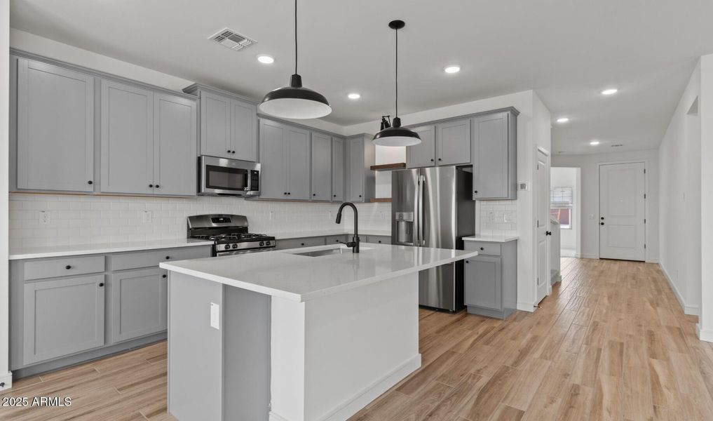 LS Lot #91 Kitchen 2 (Large) LS Lot #91 Kitchen 2 (Large)