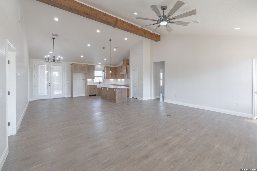 Spacious, unfurnished interior of a new home in , Poteet (Image 19).