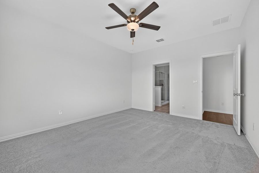 Spacious, unfurnished interior of a new home in Parks at Foster Crossing, Anna (Image 19).