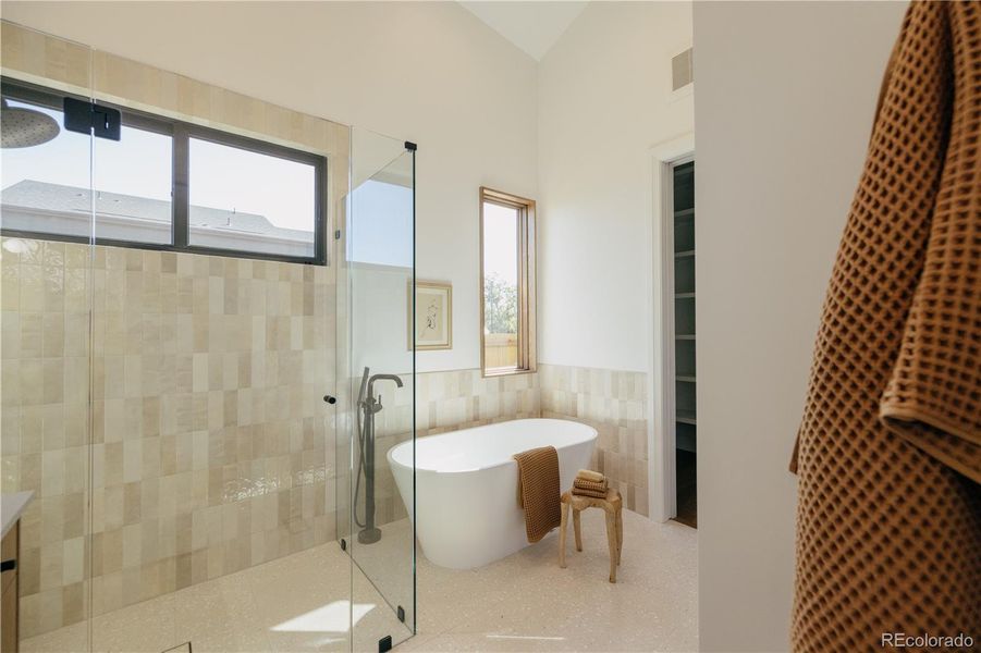 Furnished interior view inside a new home in , Superior (Image 34).