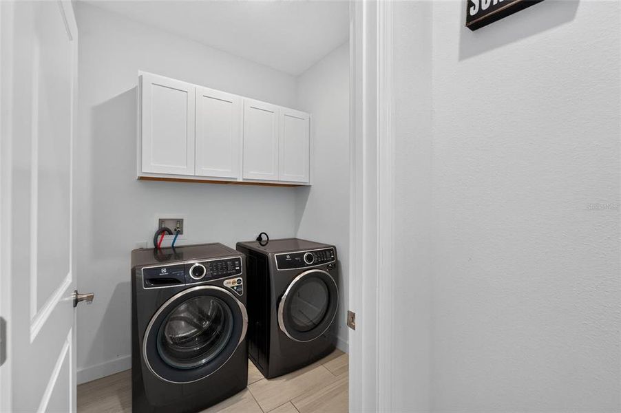 Furnished interior view inside a new home in , Parrish (Image 9).