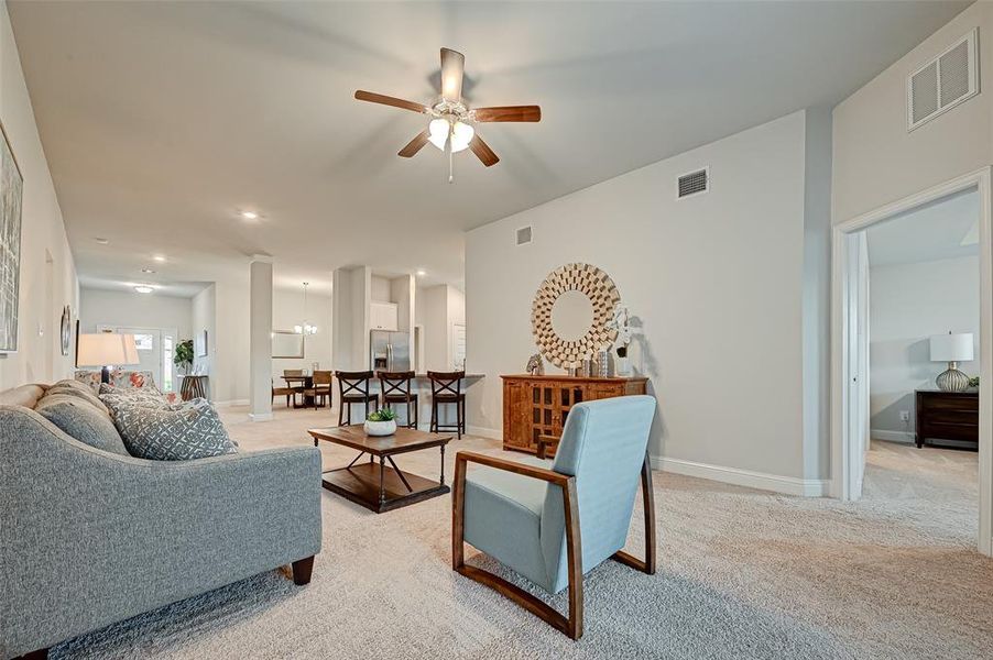 Furnished interior view inside a new home in Lago Mar, Texas City (Image 11).