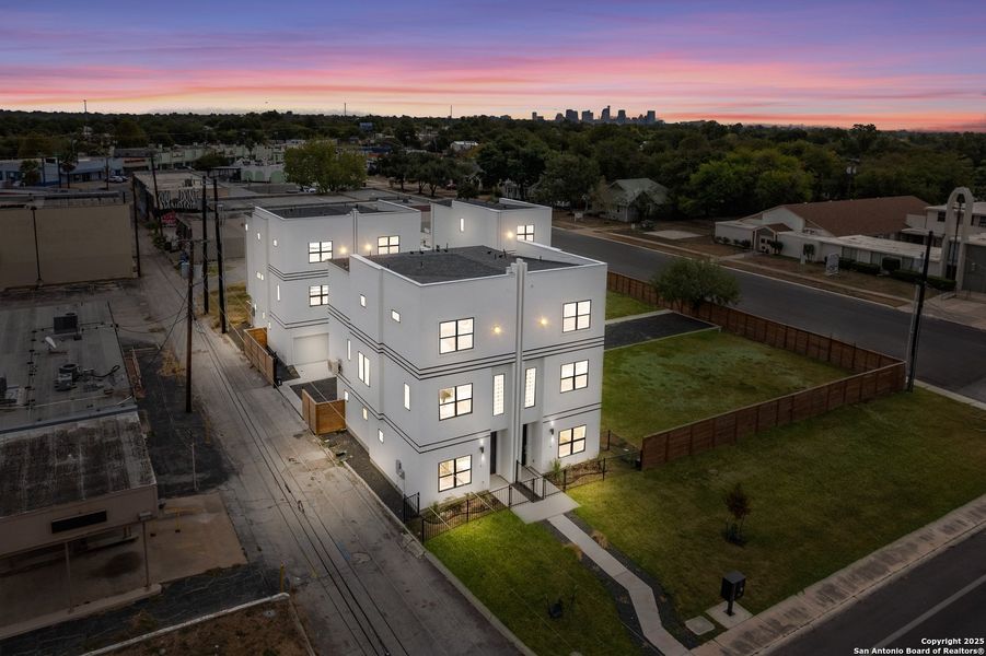 Image 22 of a home in .