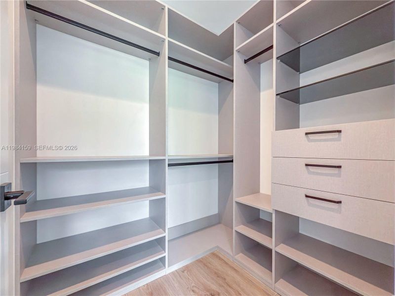 Image 20 of a home in . Image 20 of a home in .