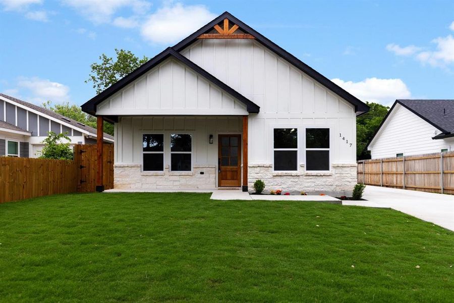 Image 21 of a home in .