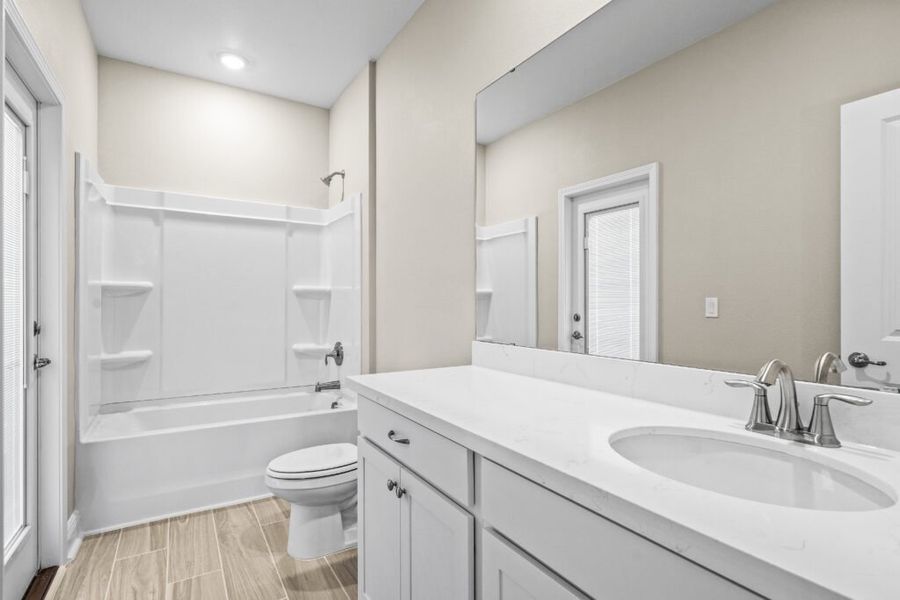 Furnished interior view inside a new home in Lake Merial, Panama City (Image 11). Furnished interior view inside a new home in Lake Merial, Panama City (Image 11).