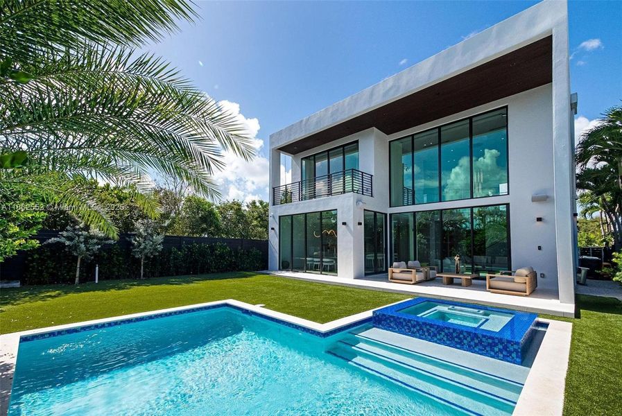 Image 44 of a home in .