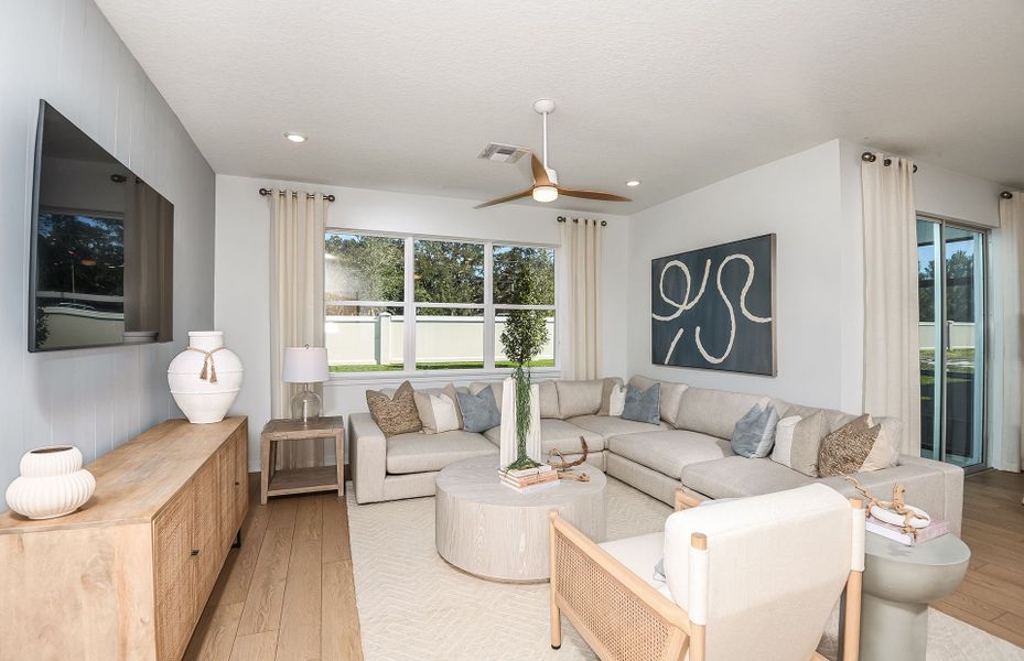 Furnished interior view inside a new home in Riverwood, Zephyrhills (Image 5).