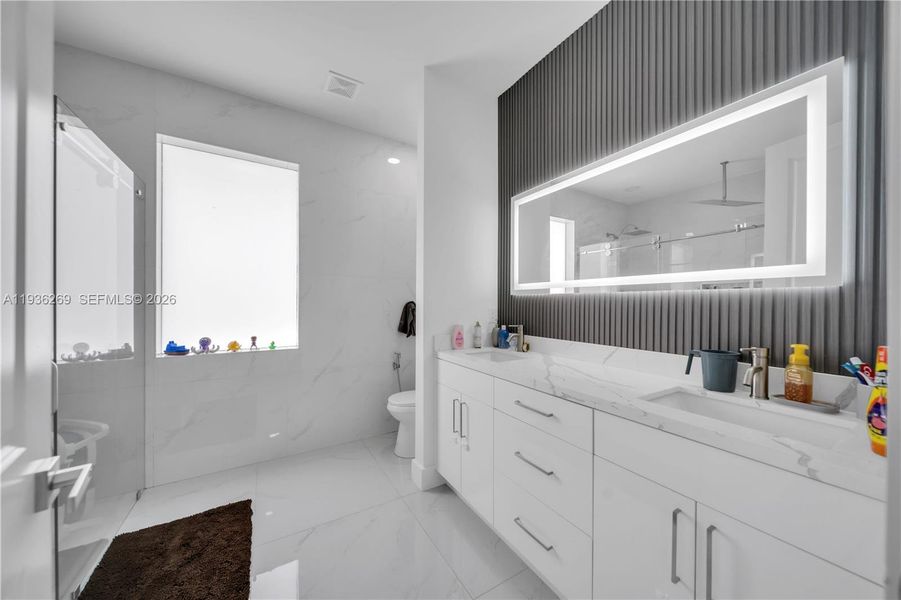 Furnished interior view inside a new home in , Lehigh Acres (Image 13).