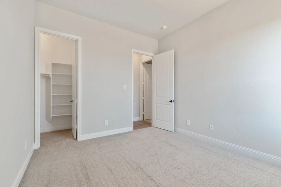 Bedroom | Concept 2586 at Hidden Creek Estates in Van Alstyne, TX by Landsea Homes