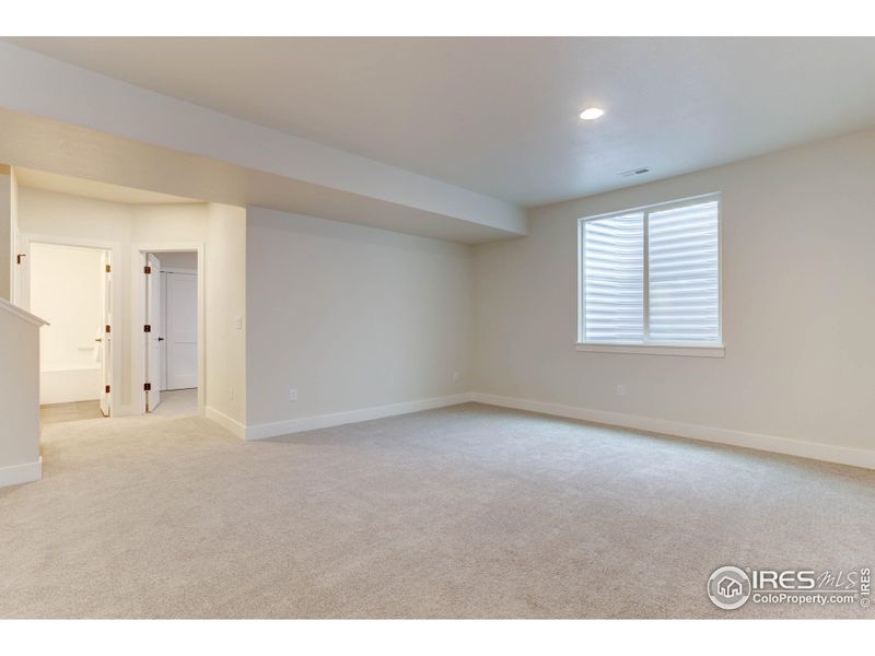 Spacious, unfurnished interior of a new home in , Louisville (Image 23).