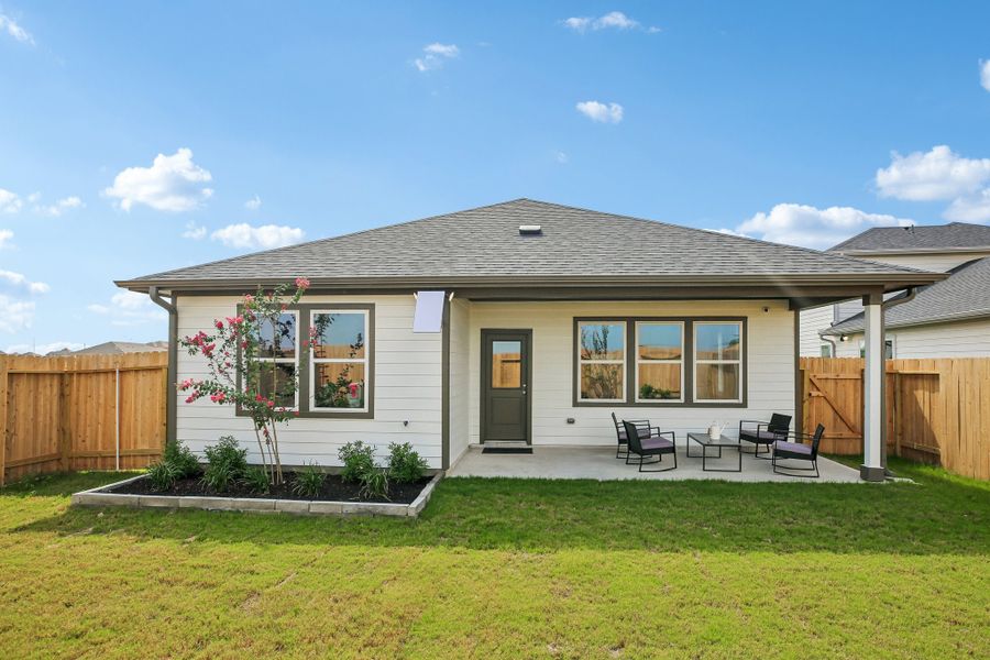 Representative exterior details of a home built from the Charlton by Taylor Morrison in Mason Woods, Cypress (Image 25).