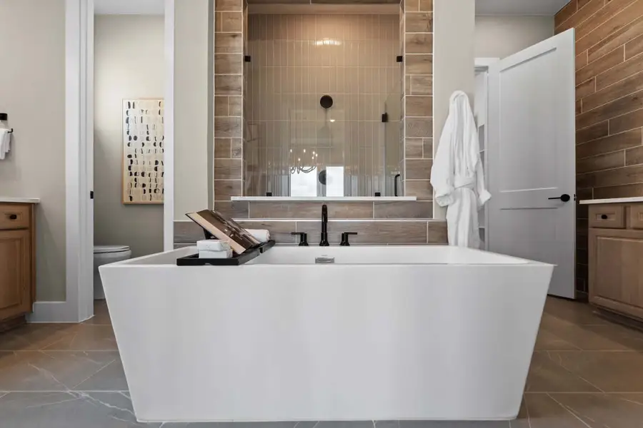 Furnished interior view inside a new home in Evergreen, Conroe (Image 10). Furnished interior view inside a new home in Evergreen, Conroe (Image 10).