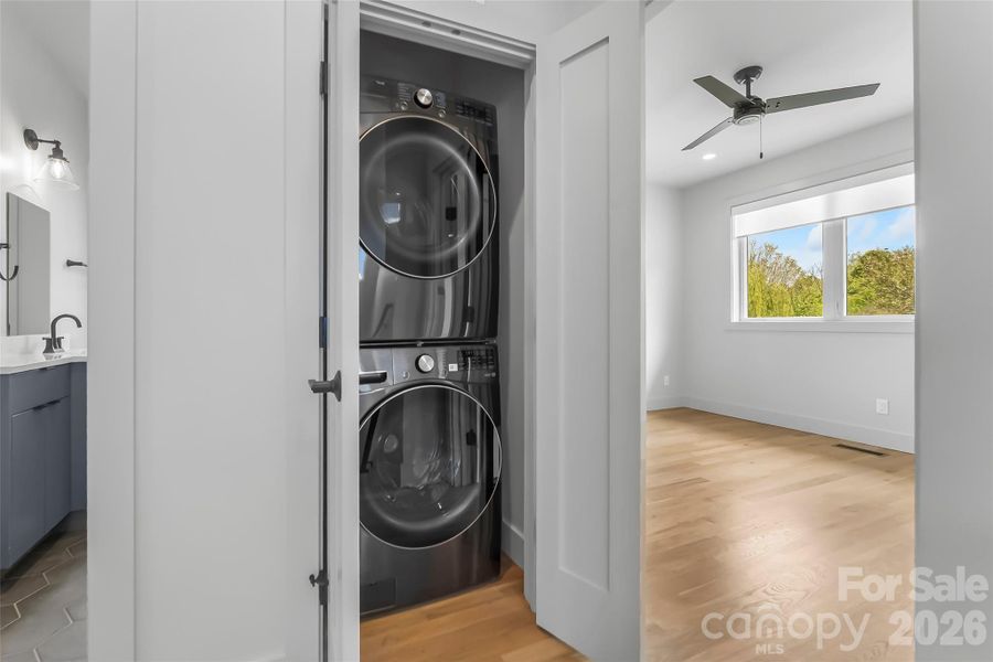 Less than 1 year old Washer/dryer included