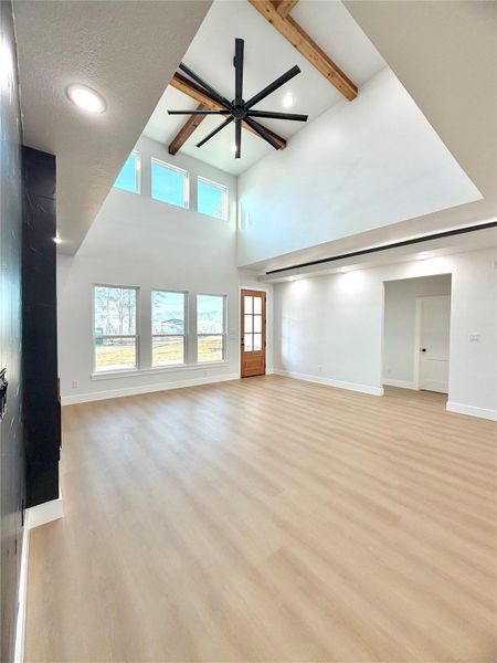 Spacious, unfurnished interior of a new home in , Coldspring (Image 25).