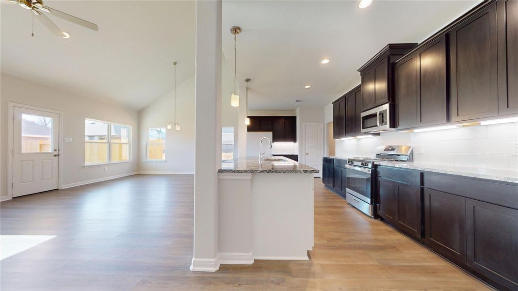 Furnished interior view inside a new home in Lexington Heights 50', Willis (Image 6).