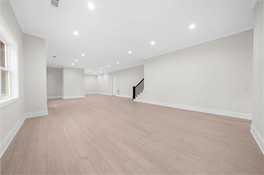 Spacious, unfurnished interior of a new home in , Gainesville (Image 47).