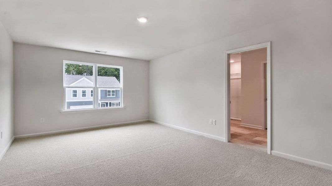 Spacious, unfurnished interior of a new home in Bexford, Willow Spring (Image 22).