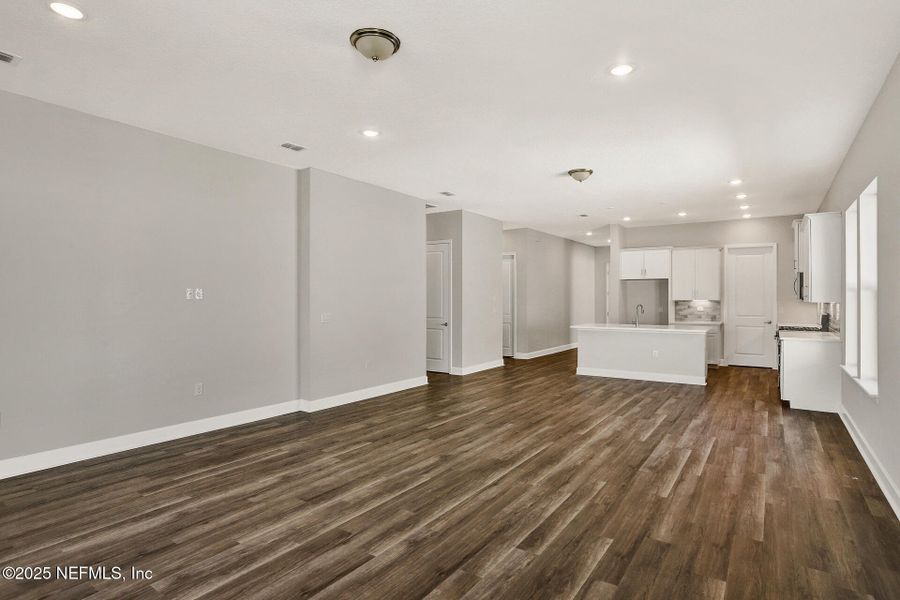 Spacious, unfurnished interior of a new home in Reverie at Silverleaf, St. Augustine (Image 8).