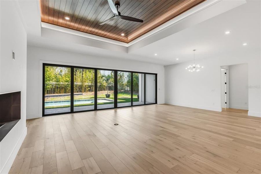 Spacious, unfurnished interior of a new home in , Winter Park (Image 49).
