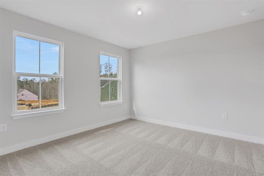 Spacious, unfurnished interior of a new home in Crystal Falls, Dawsonville (Image 38).