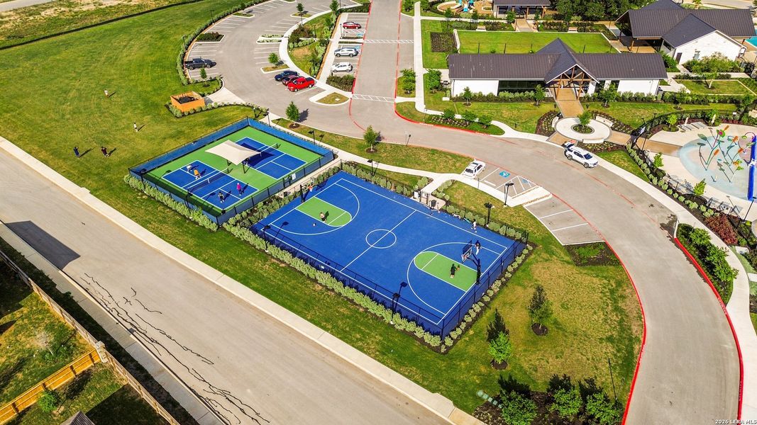 Community amenities in Riverstone at Westpointe, San Antonio (Image 35).