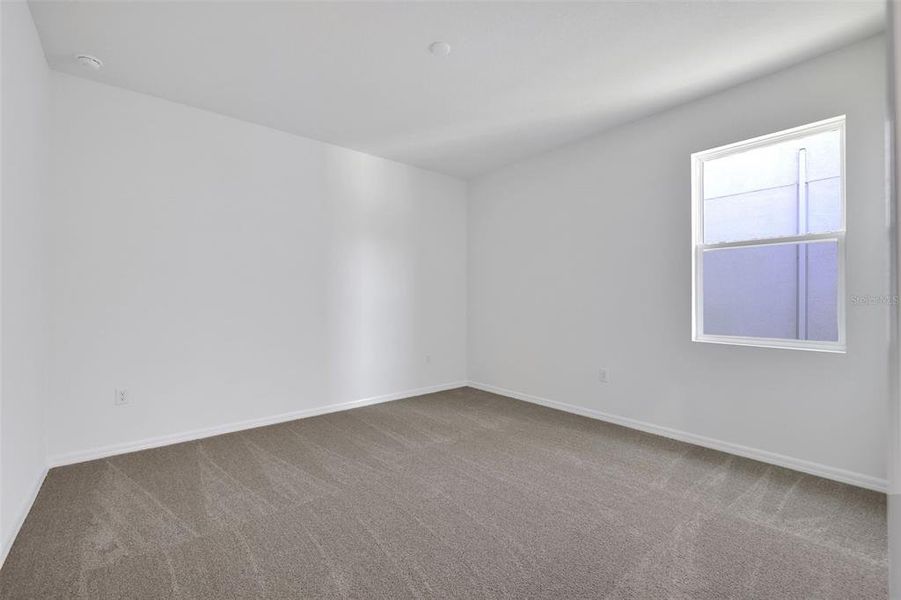 Spacious, unfurnished interior of a new home in Angeline, Land O' Lakes (Image 34).