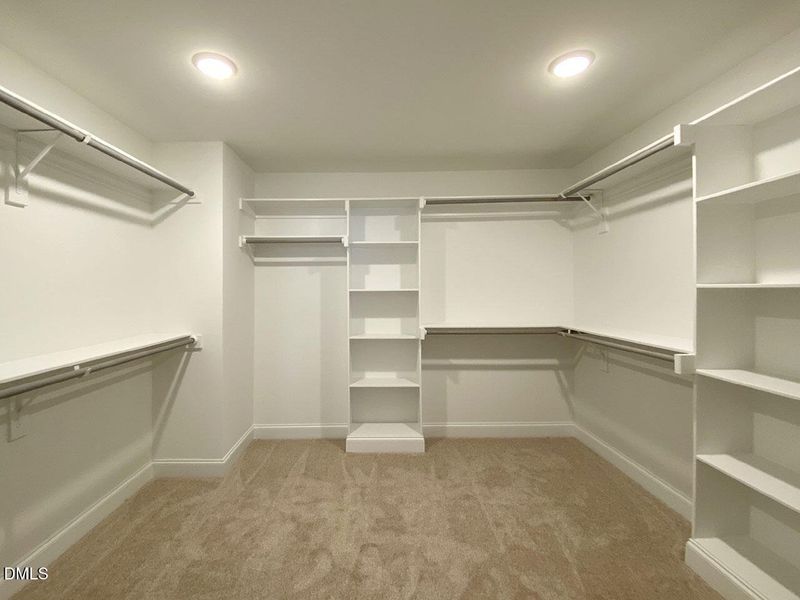 LV18 Owners Closet LV18 Owners Closet