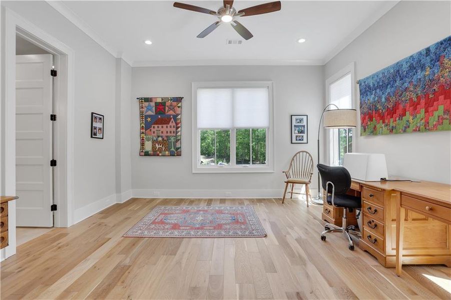 Furnished interior view inside a new home in , Dahlonega (Image 58).