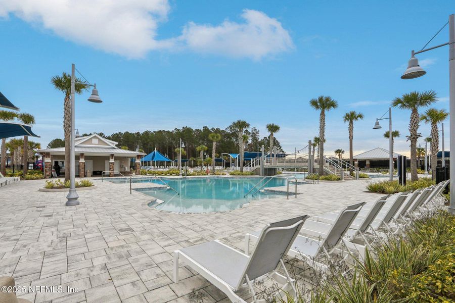 Community amenities in Brandon Lakes at Silver Landing, St. Augustine (Image 30).