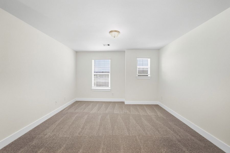 Spacious, unfurnished interior of a new home in Pecan Estates, Crosby (Image 56).