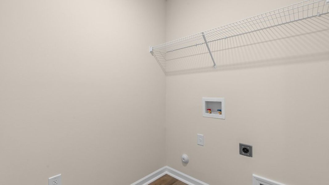 Spacious, unfurnished interior of a new home in Willow Mill, Thomasville (Image 16).